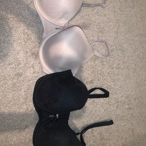 2 VICTORIAS SECRET 32DDD BRAS